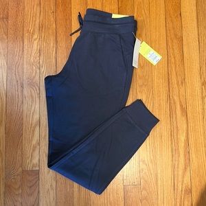 NWT ALL IN MOTION BLACK MID RISE WOMENS JOGGERS PANTS W POCKETS S…